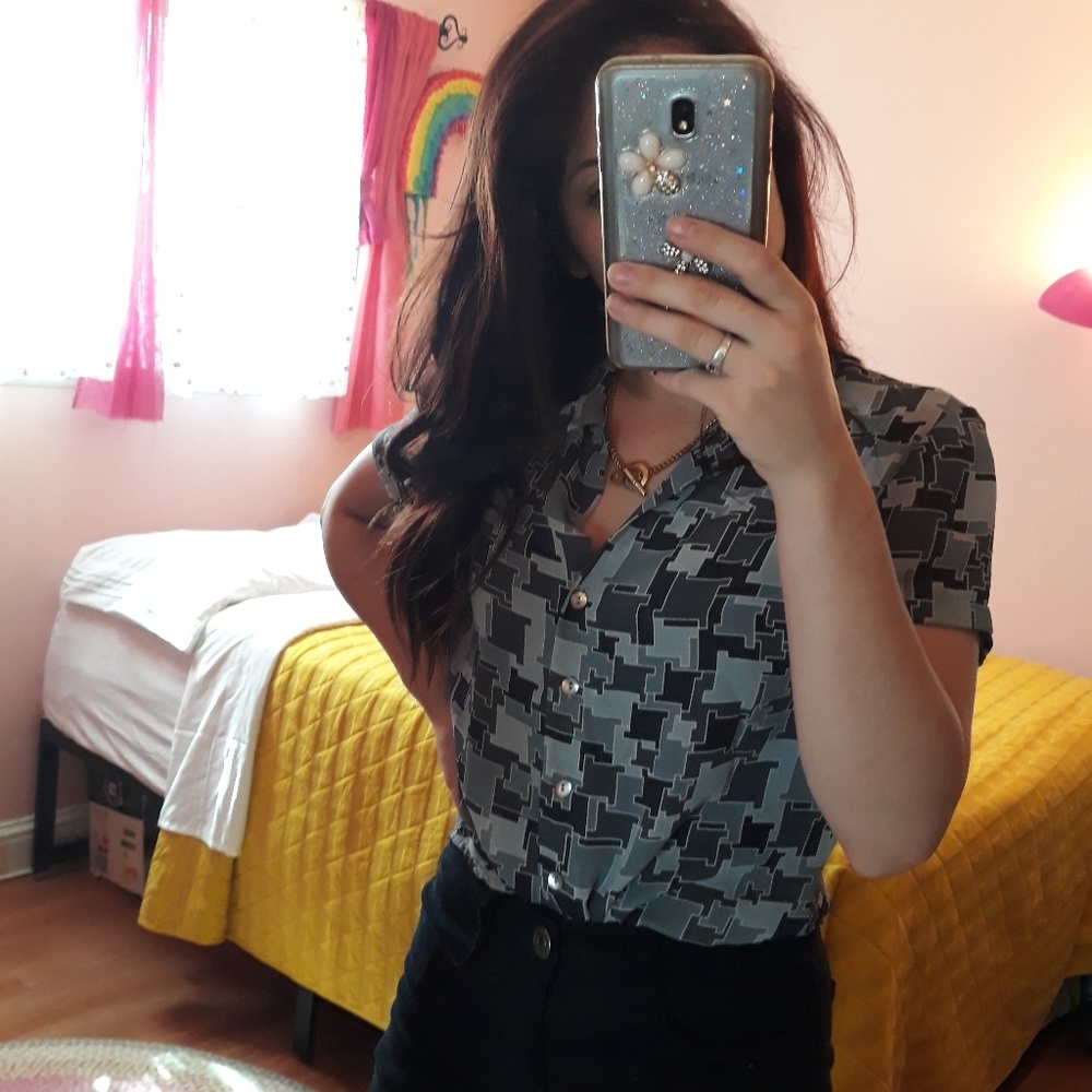 Pops Top // Button Up S - Picture 3 of 5